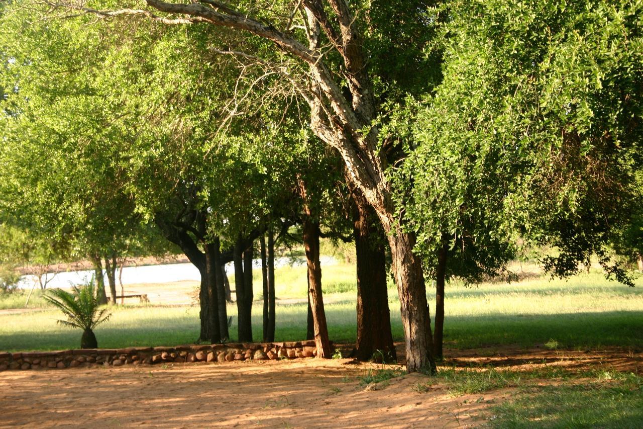 Hlane Royal National Park Villa Simunye Екстериор снимка